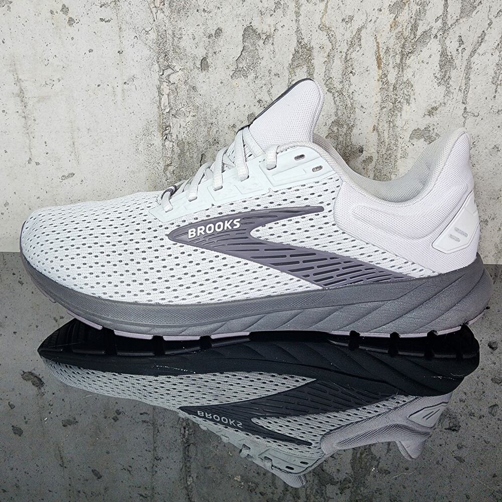 MSRP $115 Brooks Anthem 7 Running Shoes Size 13 Mens Grey Black